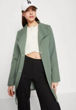 Vero Moda VMVERODONAVIVIAN COAT - Kurzmantel - Laurel Wreath -Vero Moda Verkäufe 91284c3b3b8742228c8300bed87c6e7d