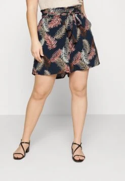 Vero Moda Curve VMEASY LONG SHORTS - Shorts - Navy Blazer/new Tropical