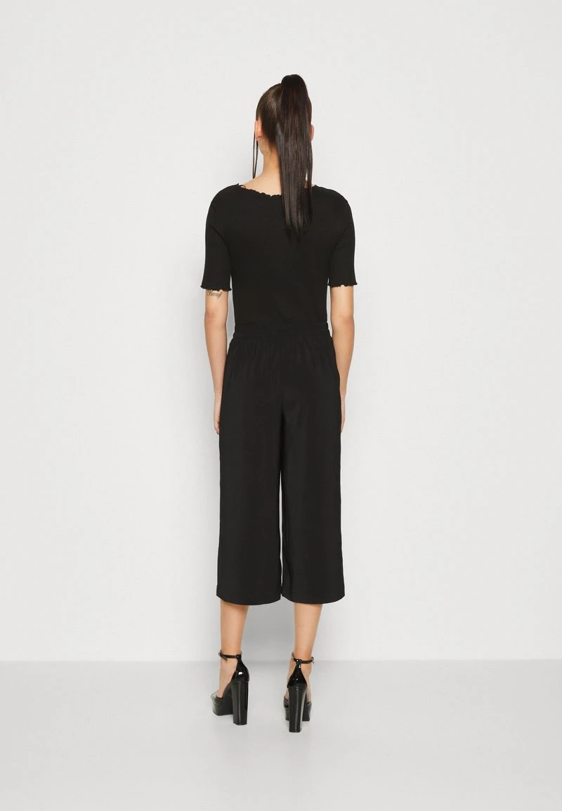 Vero Moda VMCOCO WVN NOOS - Shorts - Black 3 Vero Moda VMCOCO WVN NOOS - Shorts - Black – Bild 3