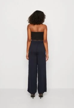 VMDARCY WIDE PANTS - Stoffhose - Salute -Vero Moda Verkäufe 9d0bb8cb94db484d977c53519c18187b