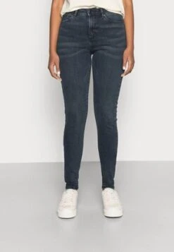 Vero Moda Jeans Skinny Fit - Medium Blue Denim 10 Vero Moda Jeans Skinny Fit - Medium Blue Denim -Vero Moda Verkäufe a3d1c7d2308942cf8d87d6d9c9ba2dd0