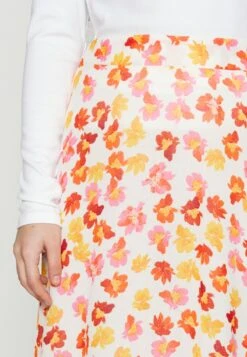 Vero Moda Petite VMRUNA - A-Linien-Rock - Pristine -Vero Moda Verkäufe a758f8c0971f4c7791920f1f3f175fb2