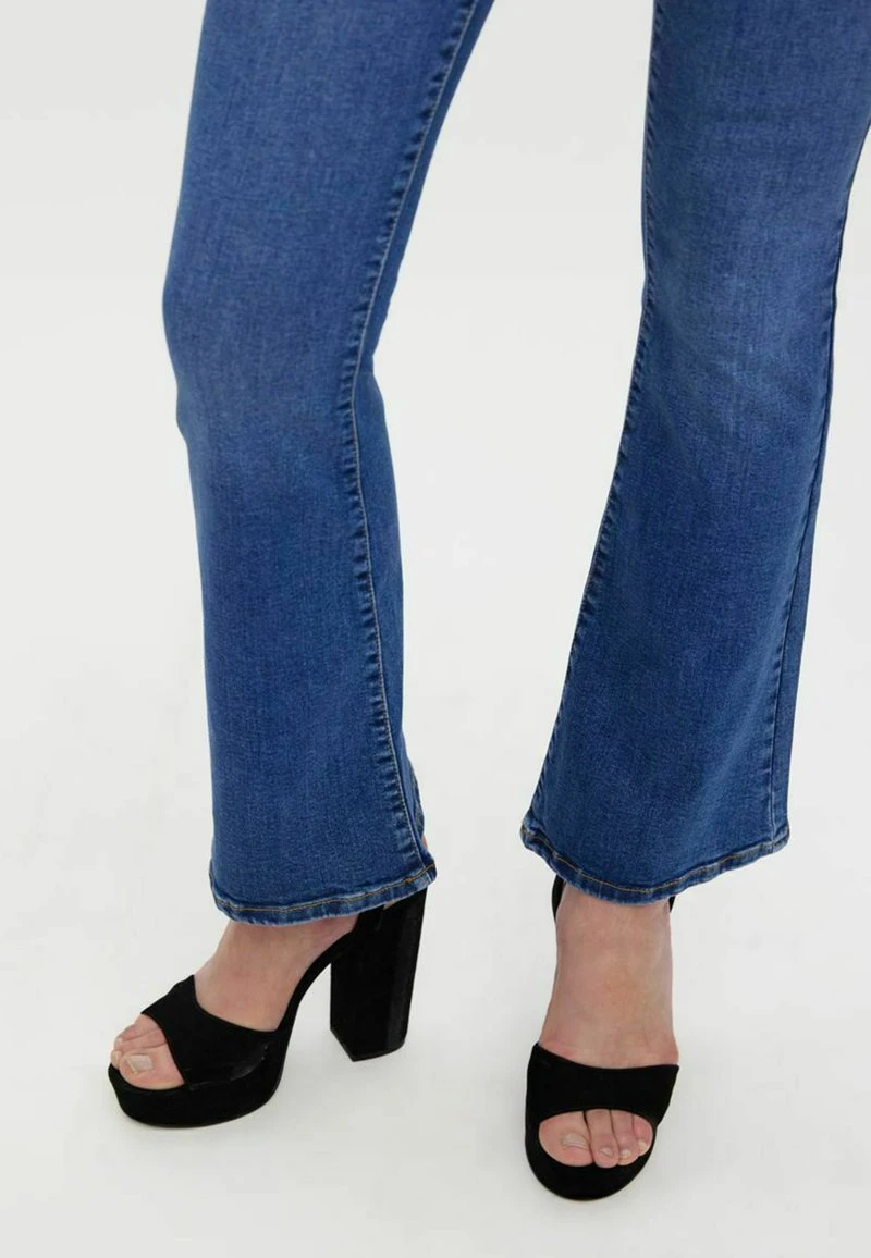 Vero Moda Jeans Bootcut - Medium Blue Denim 4 Vero Moda Jeans Bootcut - Medium Blue Denim – Bild 4