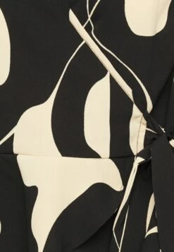 Vero Moda VMLYDIA WRAP - Bluse - Black/lina 8 Vero Moda VMLYDIA WRAP - Bluse - Black/lina -Vero Moda Verkäufe a8a45c88d3a84501b2cfd02e2c2043cf