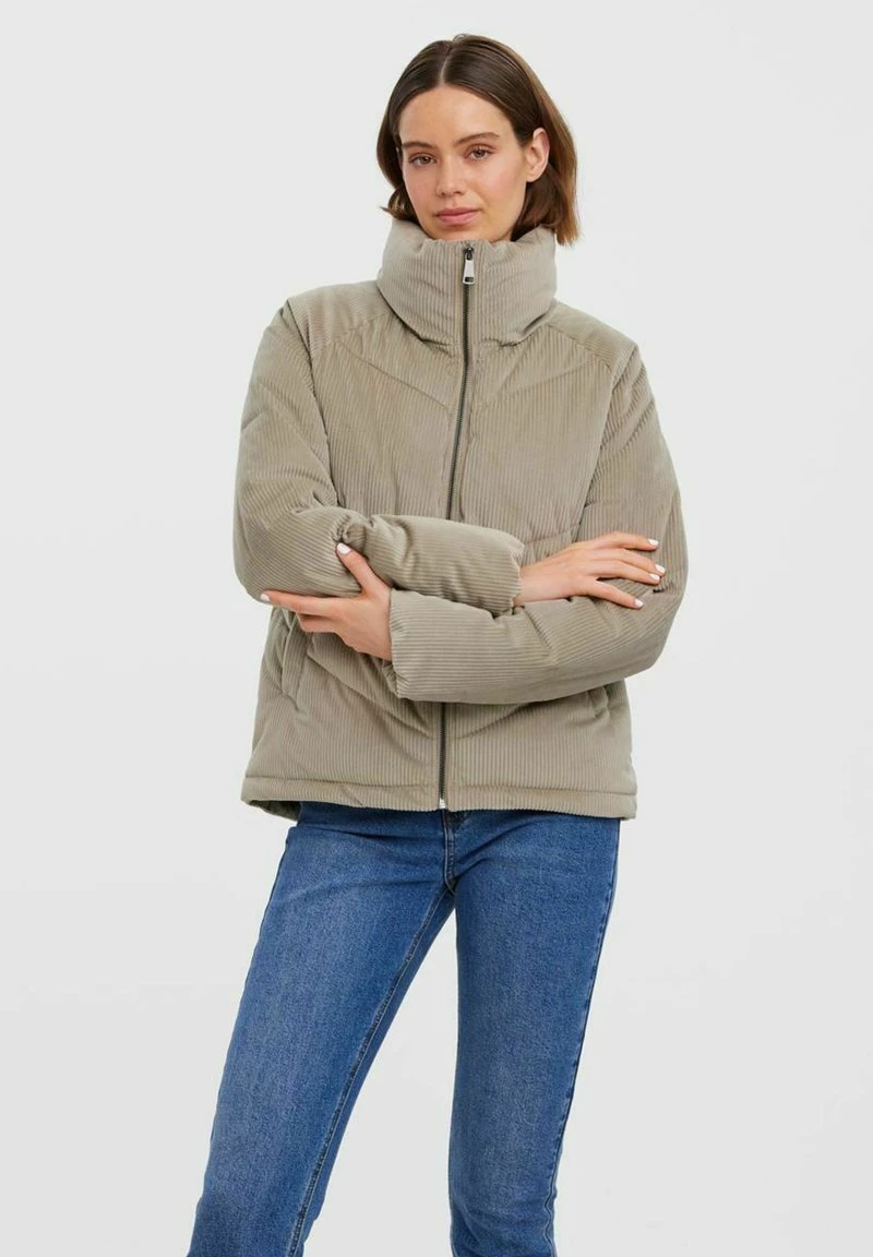 Vero Moda VMDEBBIEHARLIE - Winterjacke - Laurel Oak 6 Vero Moda VMDEBBIEHARLIE - Winterjacke - Laurel Oak – Bild 6