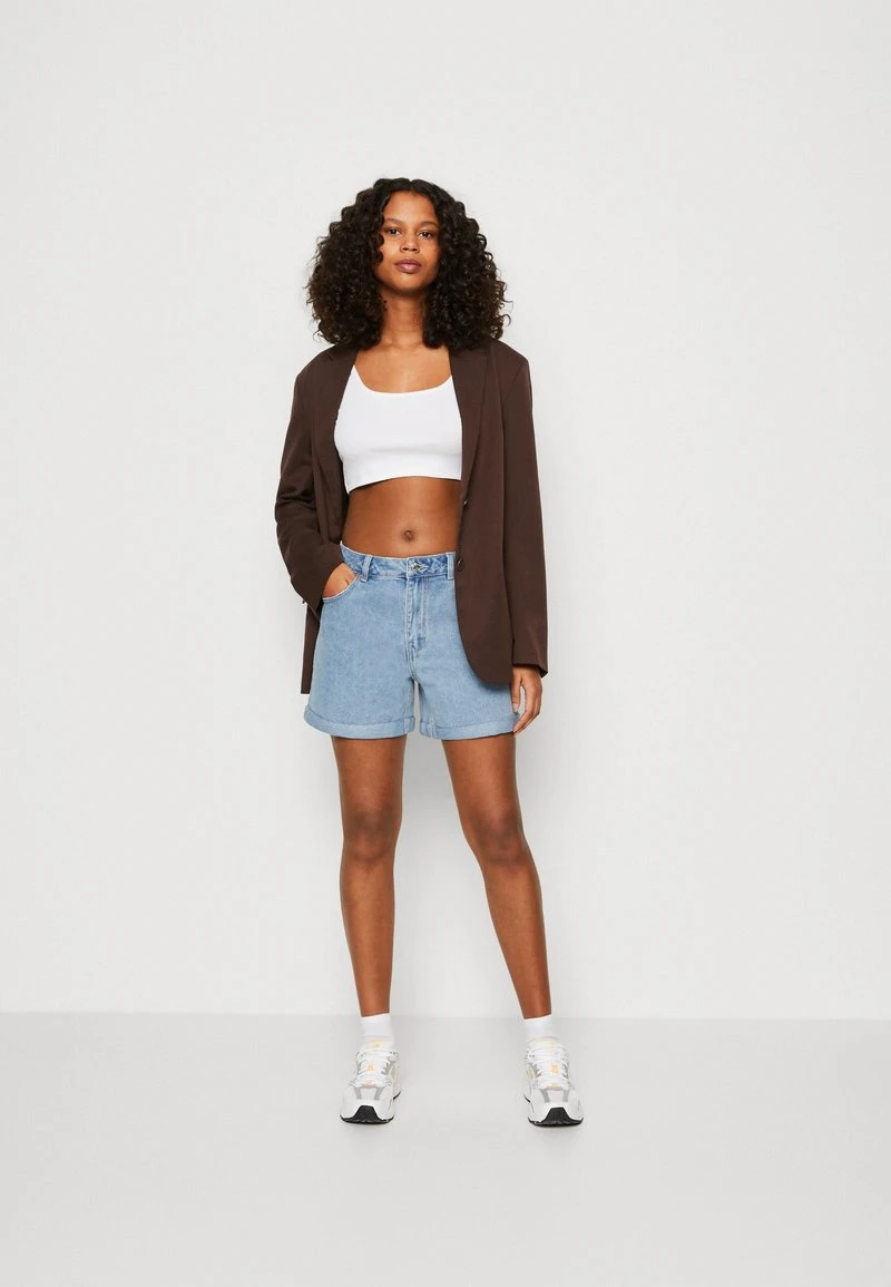 Vero Moda VMZURI HR MIX NOOS - Jeans Shorts - Light Blue Denim 2 Vero Moda VMZURI HR MIX NOOS - Jeans Shorts - Light Blue Denim – Bild 2
