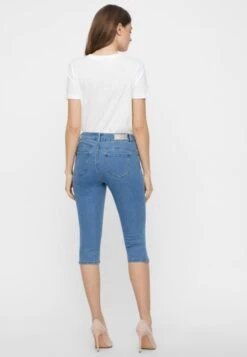 Vero Moda VMHOT SEVEN SLIT KNICKER MIX - Jeans Shorts - Light Blue Denim -Vero Moda Verkäufe ba73a0fc4ea845bc8ddcce4451c4aff1