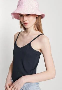 Vero Moda VMEZRA SINGLET - Top - Navy Blazer 9 Vero Moda VMEZRA SINGLET - Top - Navy Blazer -Vero Moda Verkäufe bb4825a7f64d45d5bb8e98e34992c32d