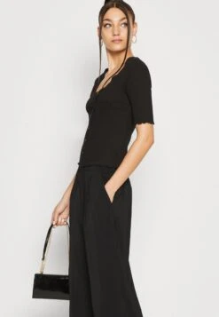 Vero Moda VMCOCO WVN NOOS - Shorts - Black 9 Vero Moda VMCOCO WVN NOOS - Shorts - Black -Vero Moda Verkäufe c10492ea1d3f4253990671c166fa000b