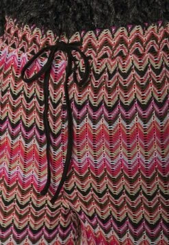 Vero Moda Tall VMDICTE WIDE PANT - Stoffhose - Bon Bon/navy Blue/snow White 11 Vero Moda Tall VMDICTE WIDE PANT - Stoffhose - Bon Bon/navy Blue/snow White -Vero Moda Verkäufe c1adfc5dbec34b27b4f14dfd52cae48f