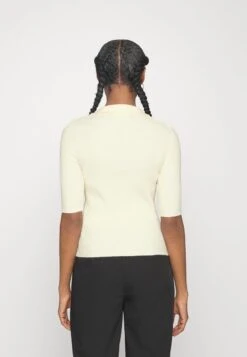 Vero Moda Petite VMHOLLY POLO - T-Shirt Basic - Birch -Vero Moda Verkäufe c42781f5709d422180cc409420dcc005