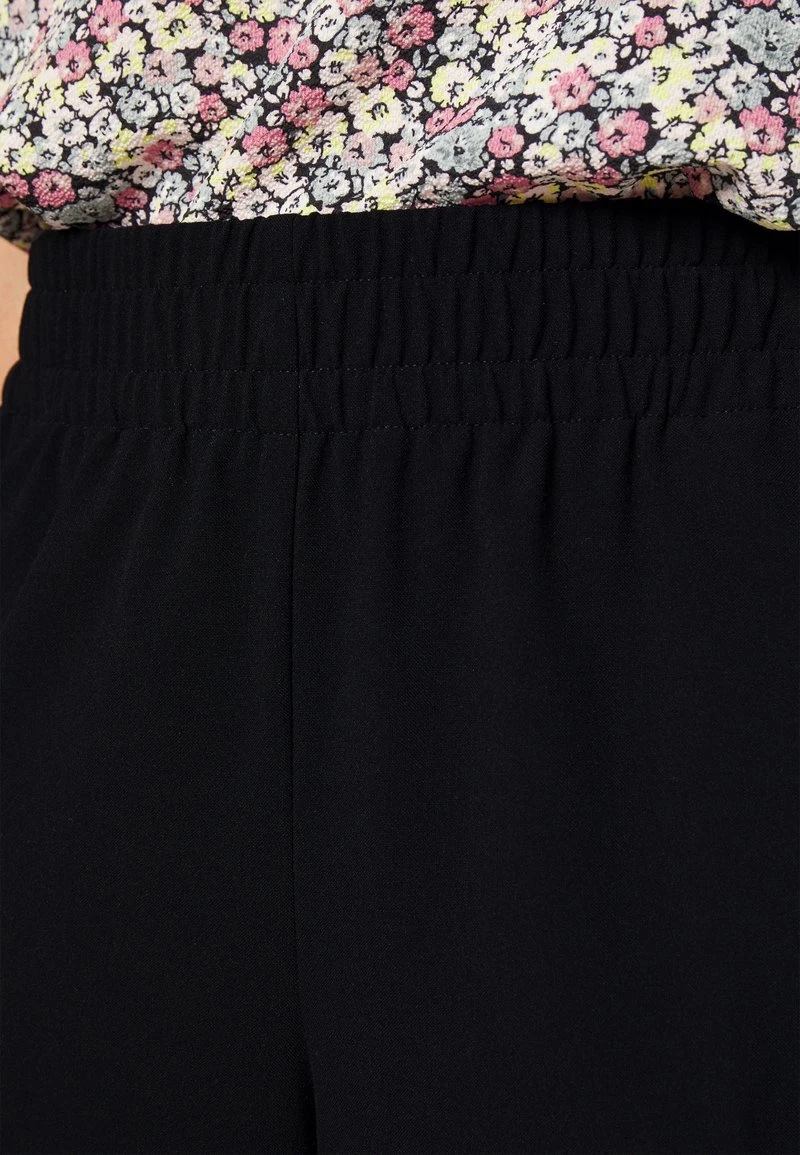 Vero Moda Curve VMSADIASUI WIDE SOLID PANT - Stoffhose - Black 5 Vero Moda Curve VMSADIASUI WIDE SOLID PANT - Stoffhose - Black – Bild 5