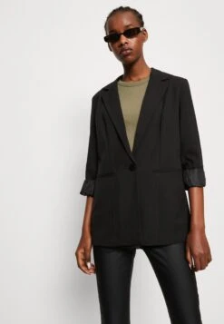 Vero Moda VMNOATANA REGULAR SOLID - Kurzmantel - Black 9 Vero Moda VMNOATANA REGULAR SOLID - Kurzmantel - Black -Vero Moda Verkäufe cbfe5ddc30174076ae8d103500aa5f1f