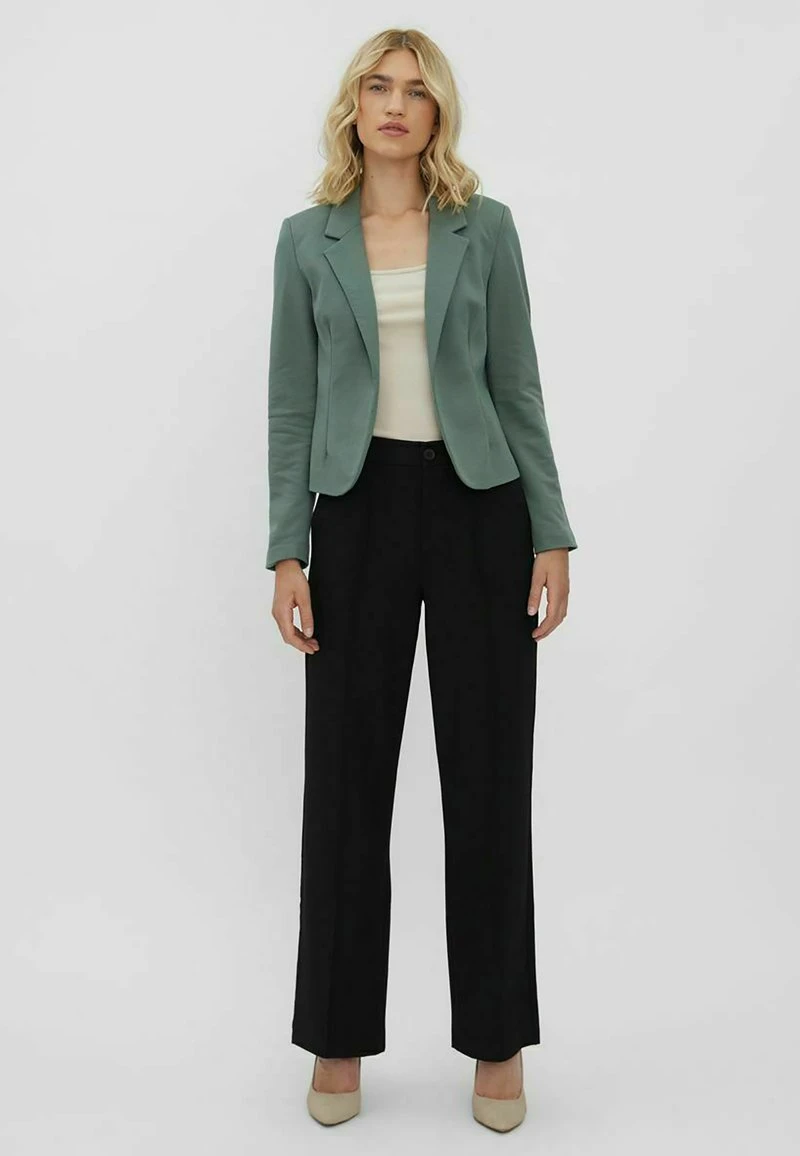 Vero Moda KURZER - Blazer - Laurel Wreath 2 Vero Moda KURZER - Blazer - Laurel Wreath – Bild 2