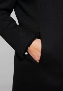 Vero Moda Curve VMVERODONA - Kurzmantel - Black -Vero Moda Verkäufe d262c2aab47e47769ac0d0e52fa69b35