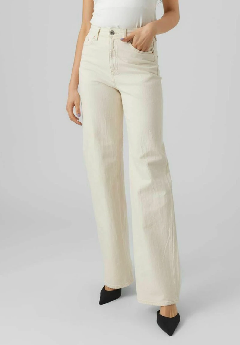 Vero Moda Flared Jeans - Ecru 1 Vero Moda Flared Jeans - Ecru