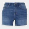 Vero Moda Petite VMPEACH - Jeans Shorts - Medium Blue Denim