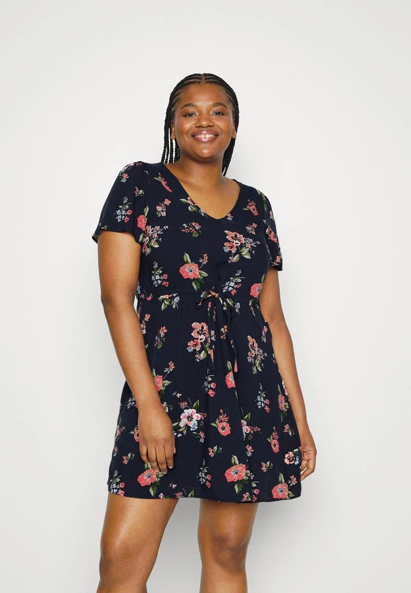 Vero Moda Curve VMEASY SHORT DRESS - Freizeitkleid - Navy Blazer 1 Vero Moda Curve VMEASY SHORT DRESS - Freizeitkleid - Navy Blazer