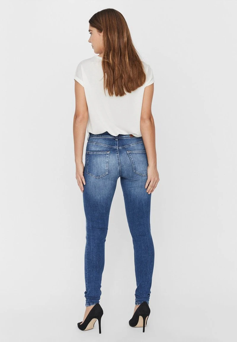 Vero Moda VMLUX - Jeans Skinny Fit - Medium Blue Denim 3 Vero Moda VMLUX - Jeans Skinny Fit - Medium Blue Denim – Bild 3