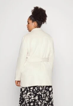 Vero Moda Curve VMJOSE NAPOLI JACKET - Trenchcoat - Birch 8 Vero Moda Curve VMJOSE NAPOLI JACKET - Trenchcoat - Birch -Vero Moda Verkäufe e568429fc39e4bf9ad3acb670d87ffc3