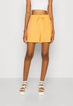 Vero Moda VMCARMEN LOOSE - Shorts - Mock Orange