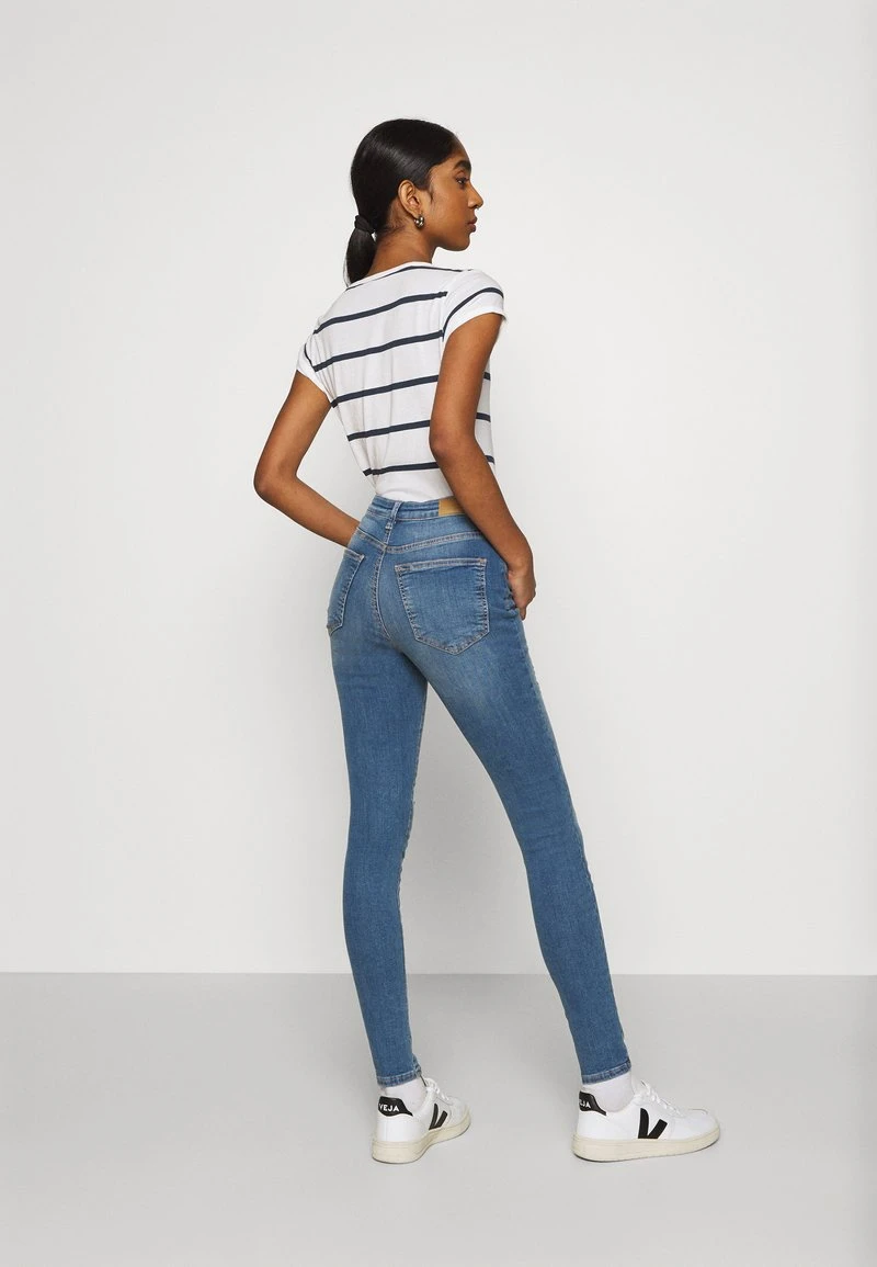 Vero Moda VMSOPHIA SCULPT - Jeans Skinny Fit - Light Blue Denim 3 Vero Moda VMSOPHIA SCULPT - Jeans Skinny Fit - Light Blue Denim – Bild 3