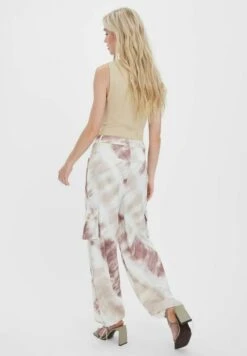 Vero Moda ÄRMELLOSER - Body - White Pepper 8 Vero Moda ÄRMELLOSER - Body - White Pepper -Vero Moda Verkäufe f0354ba98ae0402789d765e1552fcf96