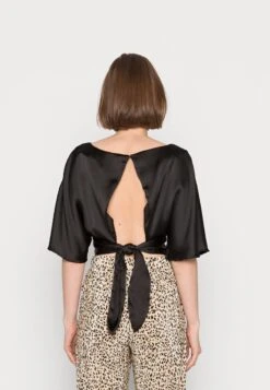 Vero Moda VMMILENA TIE - Bluse - Black -Vero Moda Verkäufe f33b2b938060409fb26eb3ea27edc151