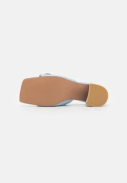 Vero Moda VMCARRIE - Pantolette Hoch - Blue 10 Vero Moda VMCARRIE - Pantolette Hoch - Blue -Vero Moda Verkäufe f5bd9be7ca5f4ed7bb48b93825f1a890