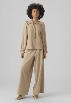 Vero Moda MIT LANGEN ÄRMELN - Bluse - Beige