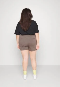 Vero Moda Curve VMEVA RUFFLE - Shorts - Bungee -Vero Moda Verkäufe f9d3cd3e11db49b28f0b61fe9f8fb475