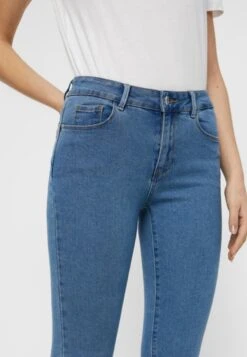 Vero Moda VMHOT SEVEN SLIT KNICKER MIX - Jeans Shorts - Light Blue Denim -Vero Moda Verkäufe fa18019605824a489c252df3e930dd0c