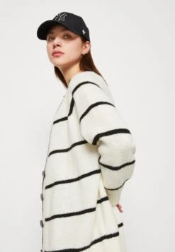 Vero Moda VMSWAY V-NECK CARDIGAN - Strickjacke - Birch/black 9 Vero Moda VMSWAY V-NECK CARDIGAN - Strickjacke - Birch/black -Vero Moda Verkäufe fe2dc9f51af04d9daffaa3afda115a8e