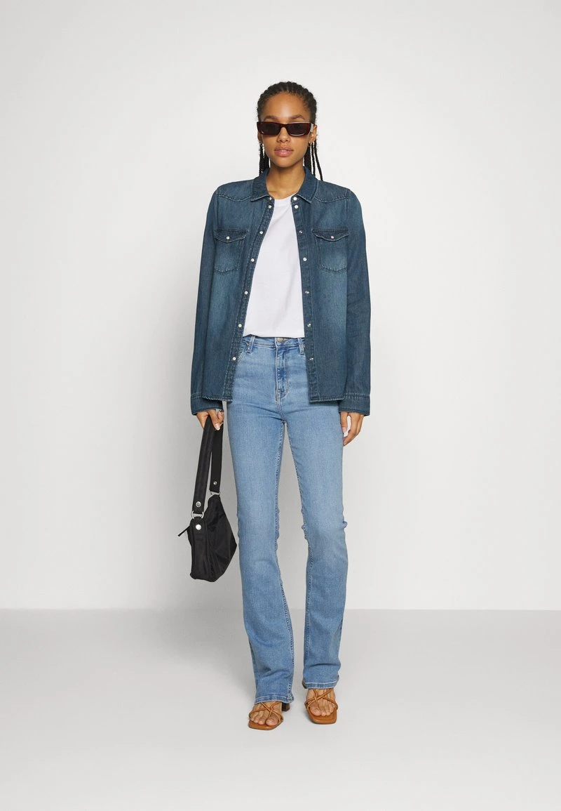 Vero Moda VMMARIA SLIM MIX - Hemdbluse - Medium Blue Denim 2 Vero Moda VMMARIA SLIM MIX - Hemdbluse - Medium Blue Denim – Bild 2