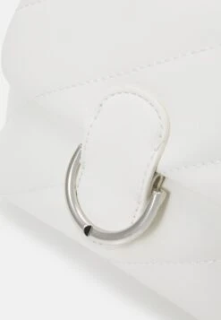 Vero Moda VMNELE CROSS OVER - Umhängetasche - Snow White -Vero Moda Verkäufe fef492c18c984c28b5484b0a92bb2329